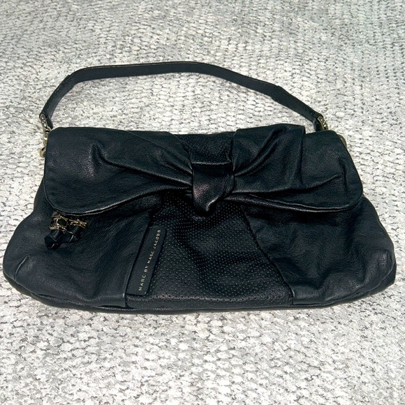 Marc by Marc Jacobs Handbag - Picture 1 of 8